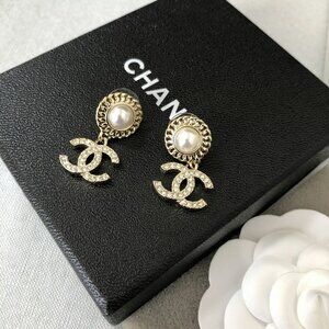 Chanel light gold color earrings